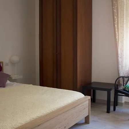 La Chiara Bed & Breakfast