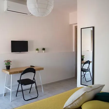 Πανσιόν La Chiara 3*